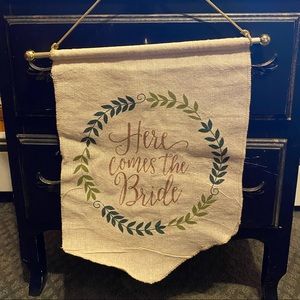 “Here Comes the Bride” Burlap Wedding Sign